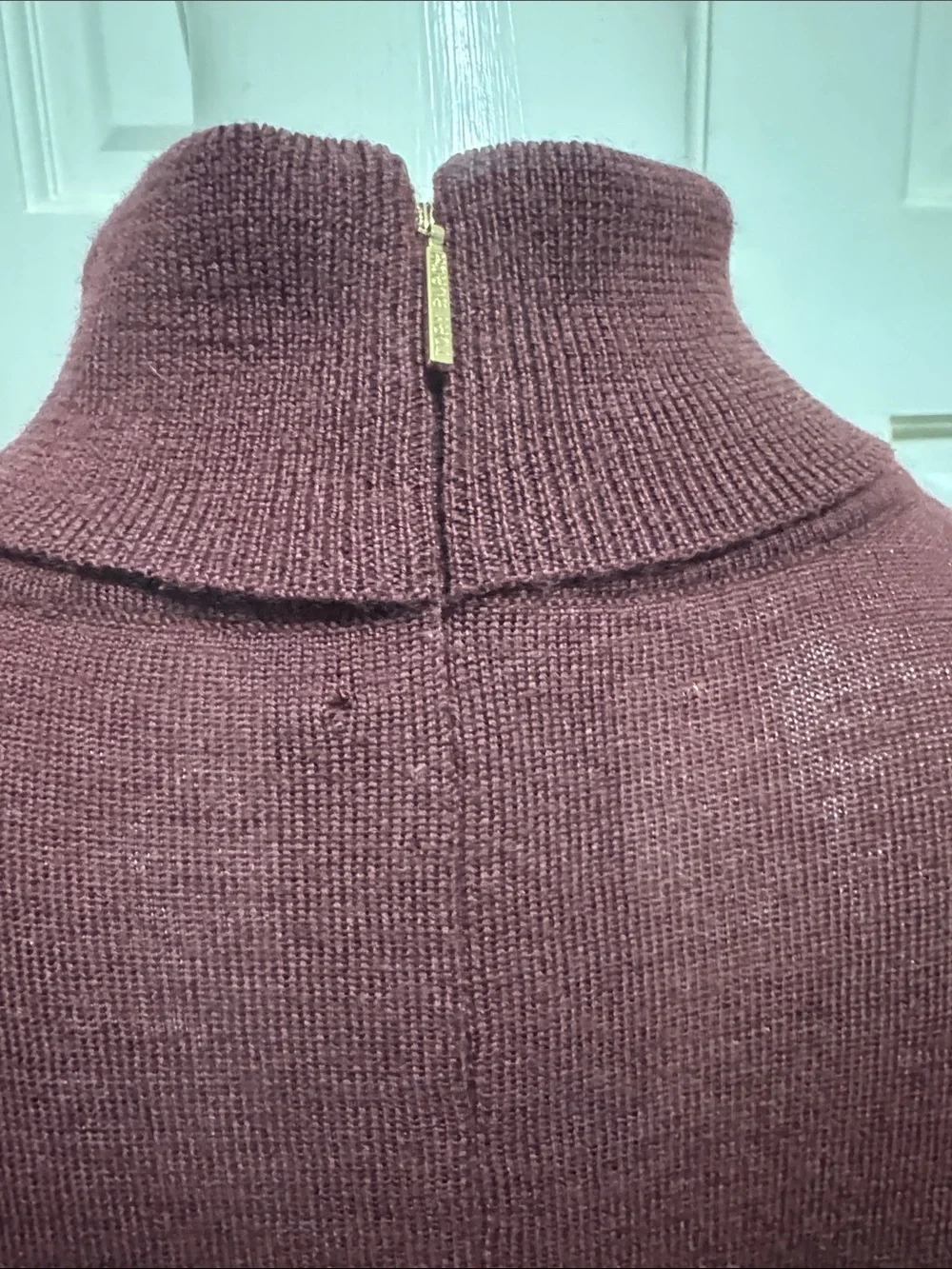 Tory Burch Red Floral Turtleneck Pullover Size Small